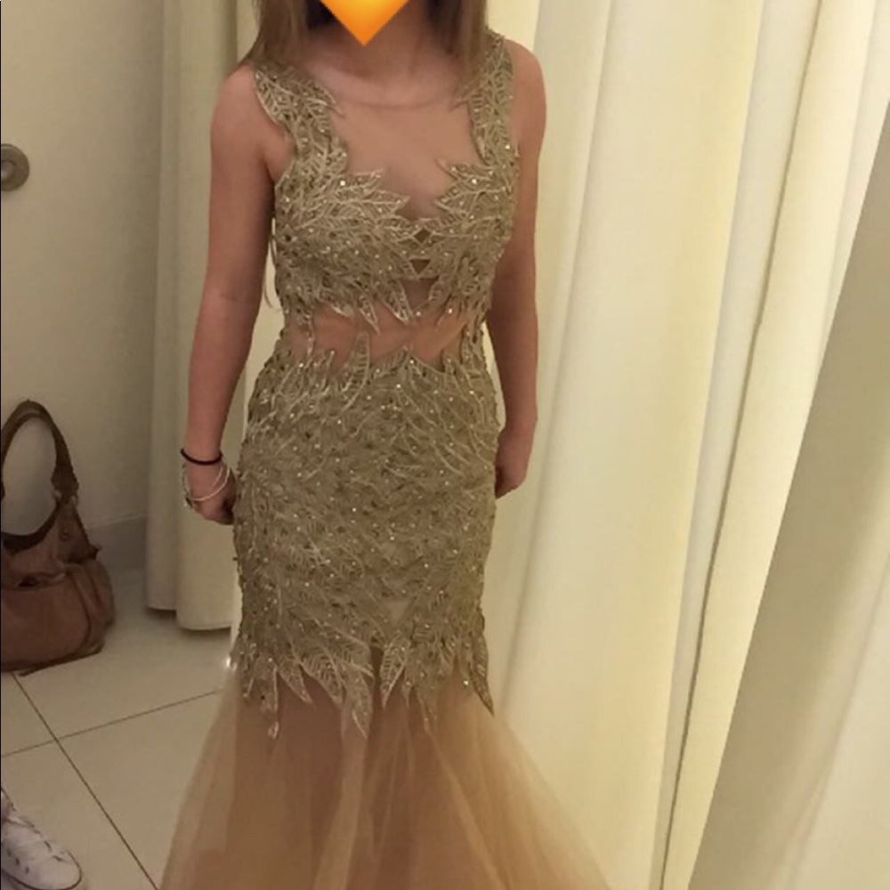 PROM DRESS - Picture 6 of 6